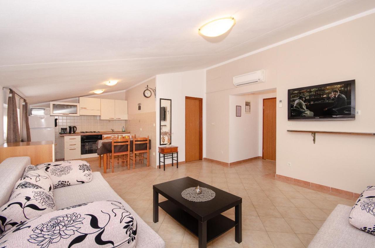 Apartments Villa Amfora Rovinj Eksteriør billede