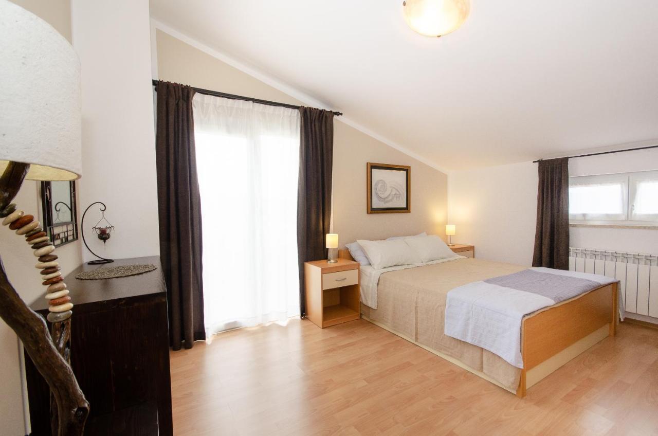 Apartments Villa Amfora Rovinj Eksteriør billede