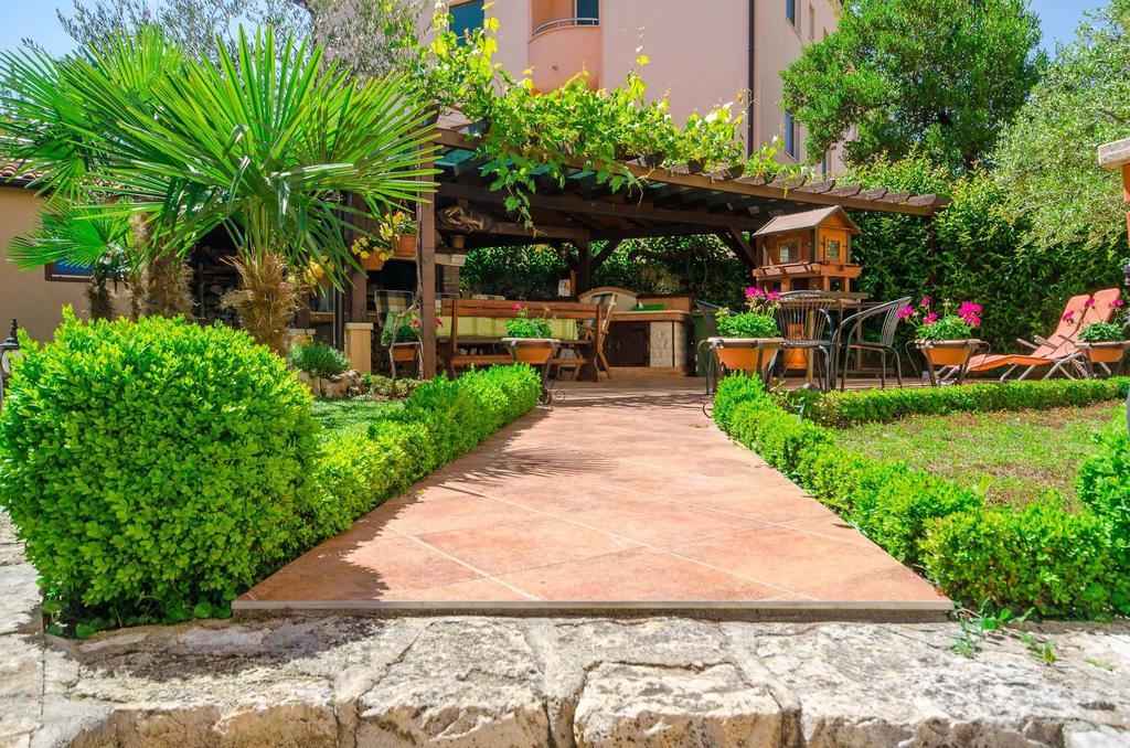 Apartments Villa Amfora Rovinj Eksteriør billede