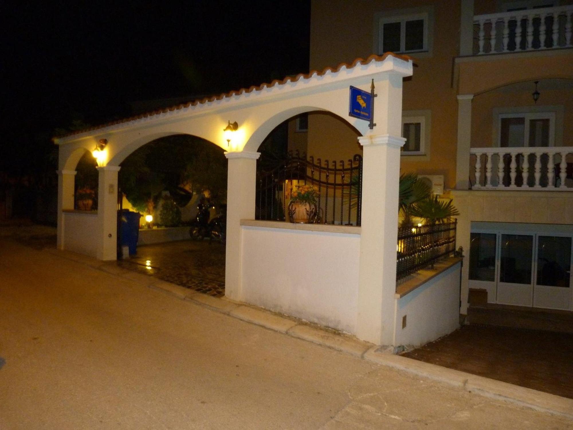 Apartments Villa Amfora Rovinj Eksteriør billede